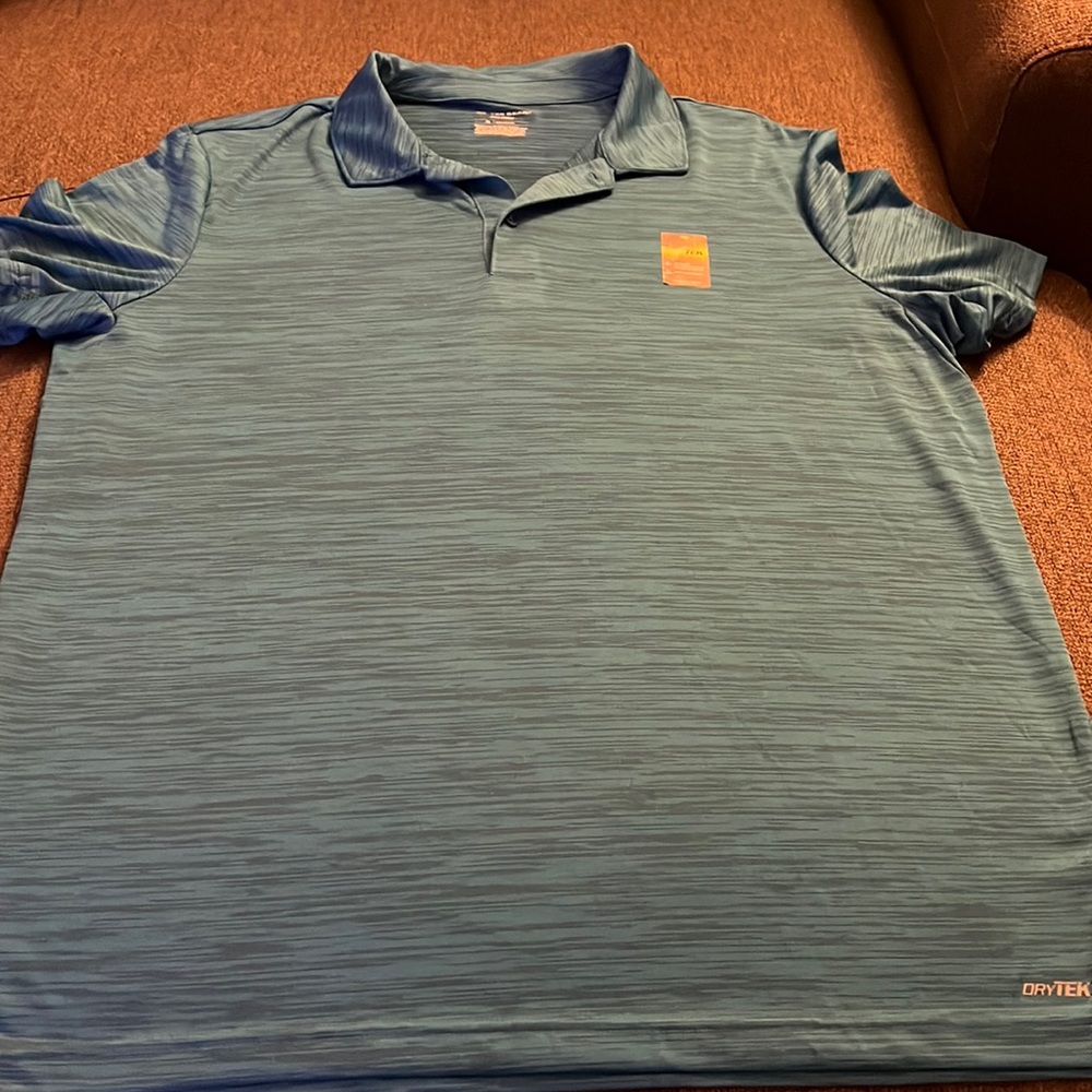 Tech gear -xl new with sticker